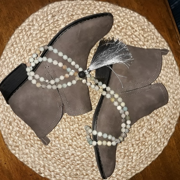 American Rag - Picture 2 of 8